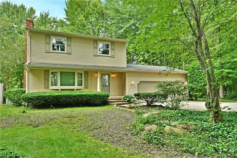 1097 Center St E, Warren, OH 44481