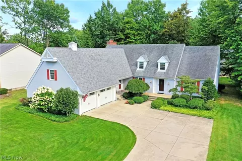 116 Beechwood Dr, Cortland, OH 44410