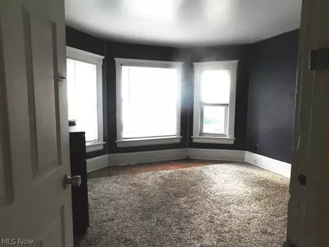 Bedroom - 142 Beech St, Berea, OH 44017 photo 3 of 7