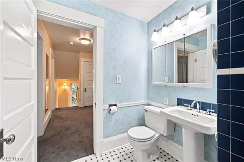 Bath - 173 Beech St, Berea, OH 44017 photo 3 of 3