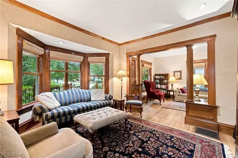 Living - 173 Beech St, Berea, OH 44017 photo 4 of 4