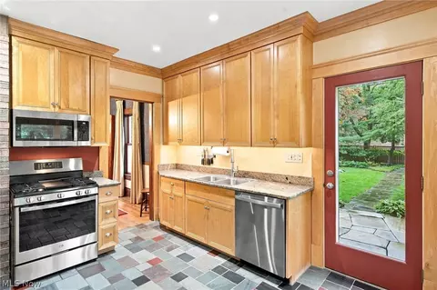 Kitchen - 173 Beech St, Berea, OH 44017 photo 1 of 5