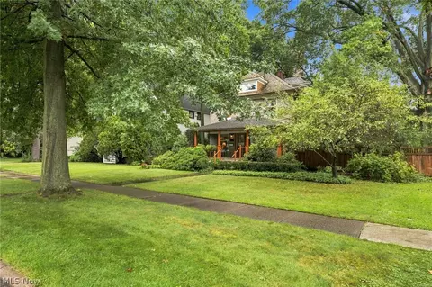 Exterior - 173 Beech St, Berea, OH 44017 photo 3 of 14