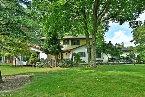 211 Fox Run, Cortland, OH 44410