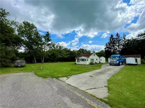 557 Russell Ave, Poland, OH 44514
