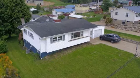 58 Spring Dr, Millersburg, OH 44654
