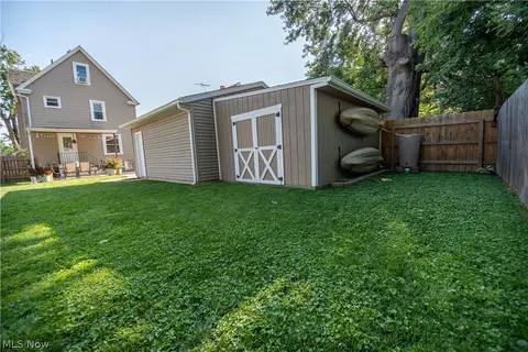 Exterior - 140 Cornell Ave, Elyria, OH 44035 photo 9 of 9