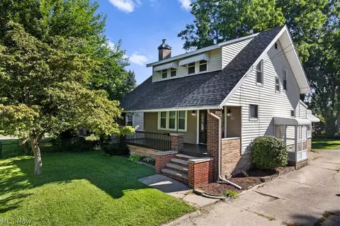 155 Dellenberger Ave, Akron, OH 44312