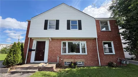 14901 Milverton Rd, Cleveland, OH 44120