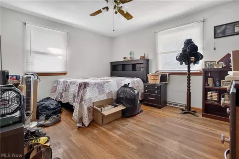 Bedroom - 2540 E 35th St, Lorain, OH 44055 photo 3 of 4