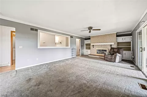 Living - 4788 River Rd, Perry, OH 44081 photo 2 of 5