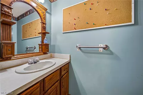 Bath - 4788 River Rd, Perry, OH 44081 photo 1 of 2
