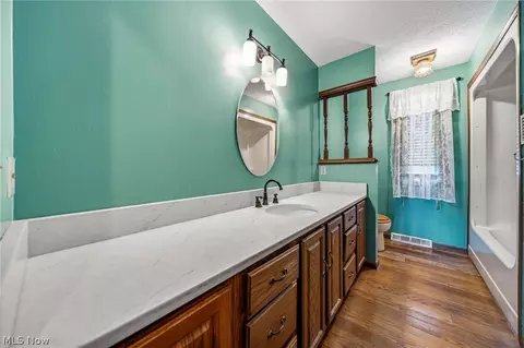 Bath - 4788 River Rd, Perry, OH 44081 photo 2 of 2