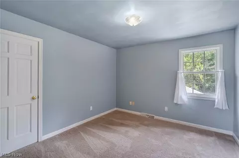 8549 Reserve Ct, Youngstown, OH 44514 photo 27