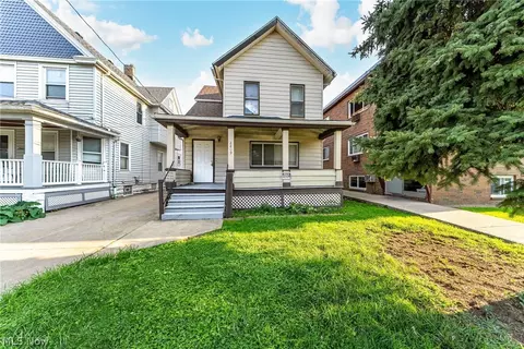 2809 Archwood Ave, Cleveland, OH 44109