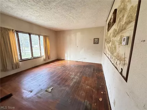 116 5th Ave, Chardon, OH 44024 photo 3