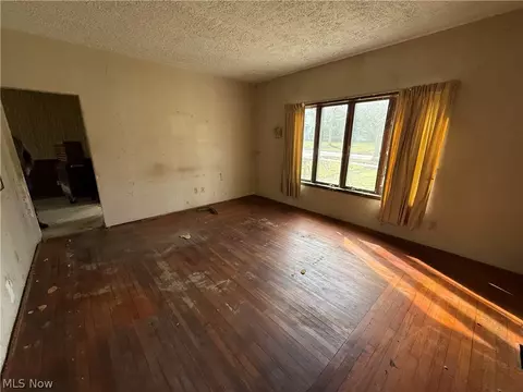 116 5th Ave, Chardon, OH 44024 photo 5