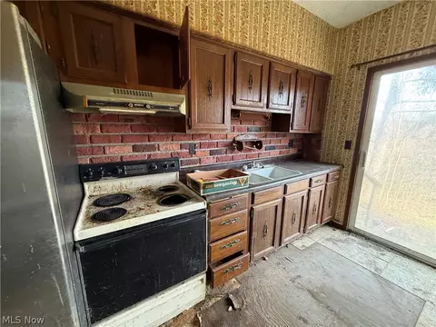 116 5th Ave, Chardon, OH 44024 photo 8