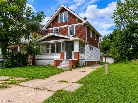 13511 Beaumont Ave, East Cleveland, OH 44112
