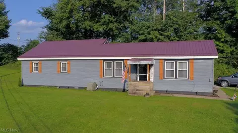 Exterior - 105 School St, Killbuck, OH 44637 photo 2 of 11