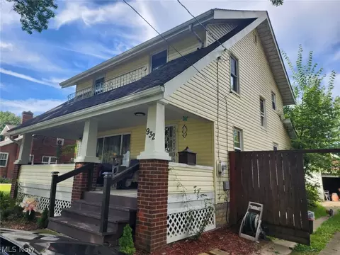 932 Hardesty Blvd, Akron, OH 44320