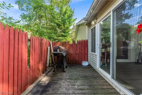 Exterior - 596 Eric Dr, Akron, OH 44305 photo 3 of 7
