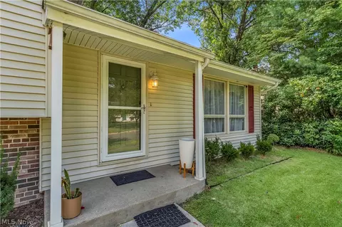 Exterior - 596 Eric Dr, Akron, OH 44305 photo 2 of 7