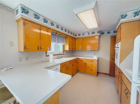 Kitchen - 4514 8th St NW, Canton, OH 44708 photo 1 of 2
