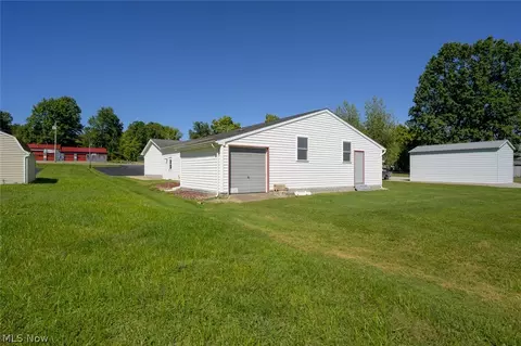 3766 Youngstown Kingsville Rd, Cortland, OH 44410
