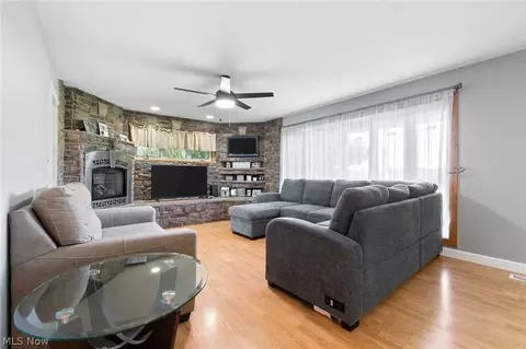 Living - 4047 Steiner Rd, Creston, OH 44217 photo 1 of 4