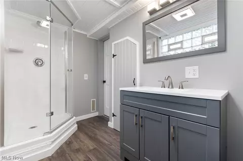Bath - 4047 Steiner Rd, Creston, OH 44217 photo 3 of 3