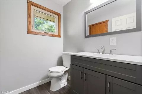 Bath - 4047 Steiner Rd, Creston, OH 44217 photo 2 of 3