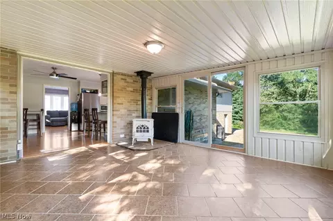 Exterior - 4047 Steiner Rd, Creston, OH 44217 photo 2 of 6