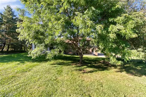 Exterior - 4047 Steiner Rd, Creston, OH 44217 photo 5 of 6