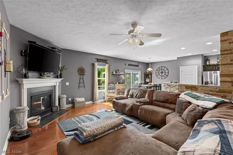 1692 Township Road 102, Dillonvale, OH 43917 photo 18