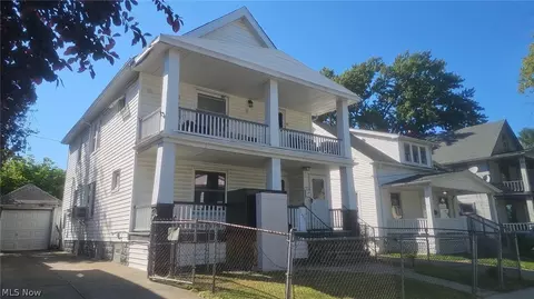 2040 W 99th St, Cleveland, OH 44102