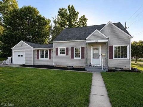 2492 24th St, Cuyahoga Falls, OH 44223