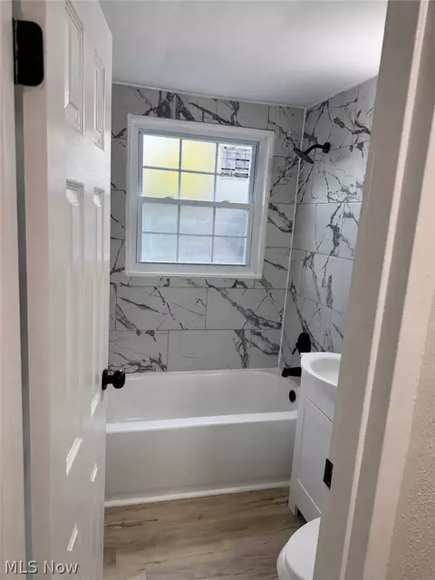 Bath - 442 Clearview Dr #A9, Euclid, OH 44123 photo 1 of 2