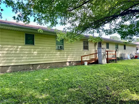 Exterior - 4823 Dunsmore Ave, Ashtabula, OH 44004 photo 2 of 2