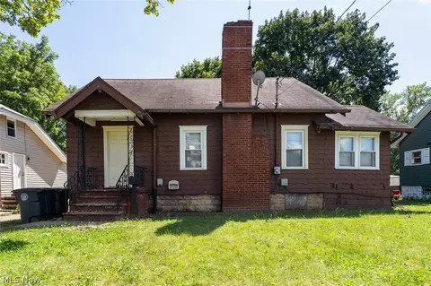 1056 Georgia Ave, Akron, OH 44306