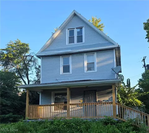 12423 Phillips Ave, Cleveland, OH 44108