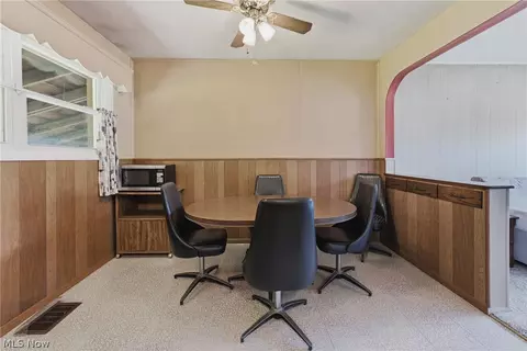 Dining - 2425 Regentview St NE, Canton, OH 44705 photo 2 of 2