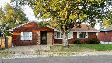 1901 15th Ave, Parkersburg, WV 26101