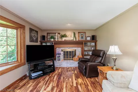 Other - 316 Crestview Dr, Elyria, OH 44035 photo 3 of 11