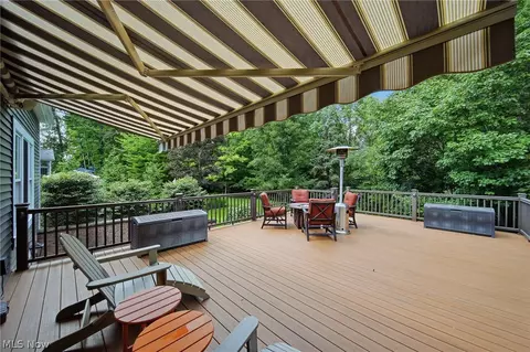 Exterior - 120 Pinehurst Dr, Aurora, OH 44202 photo 6 of 9