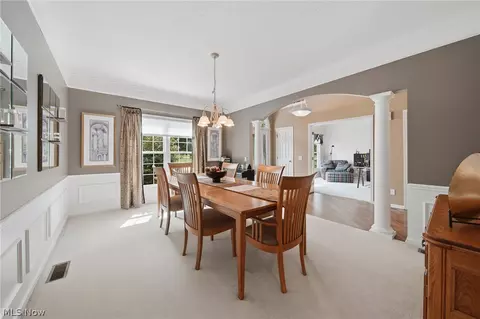 Dining - 120 Pinehurst Dr, Aurora, OH 44202 photo 2 of 4