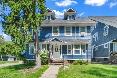 2103 Cottage Grove Dr, Cleveland Heights, OH 44118