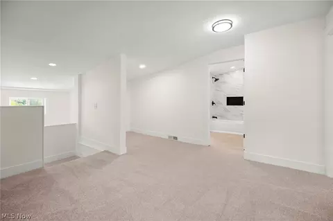 Entry Way - 4597 Elyria Ave, Lorain, OH 44055 photo 2 of 2