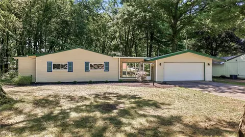 4551 Lockwood Blvd, Youngstown, OH 44511
