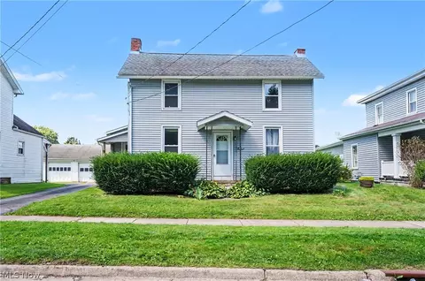 409 Ohio Ave, Salem, OH 44460